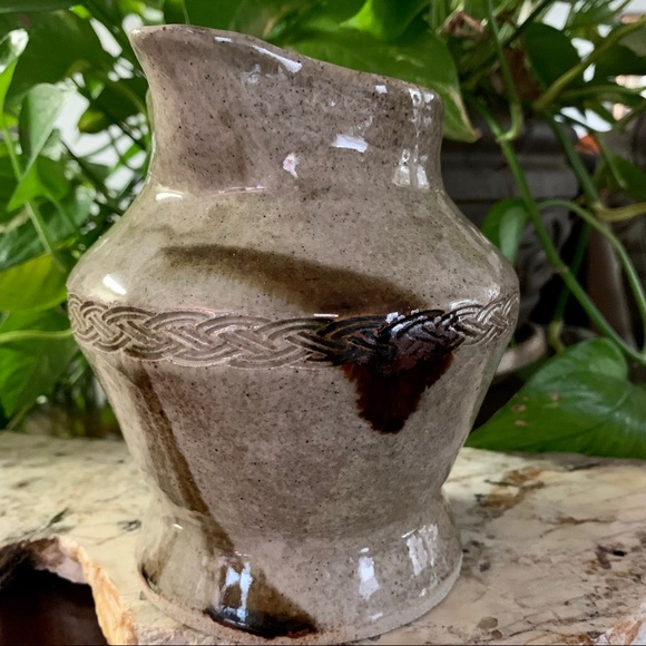 Hand thrown pottery- gorgeous pitcher - Picture 2 of 11